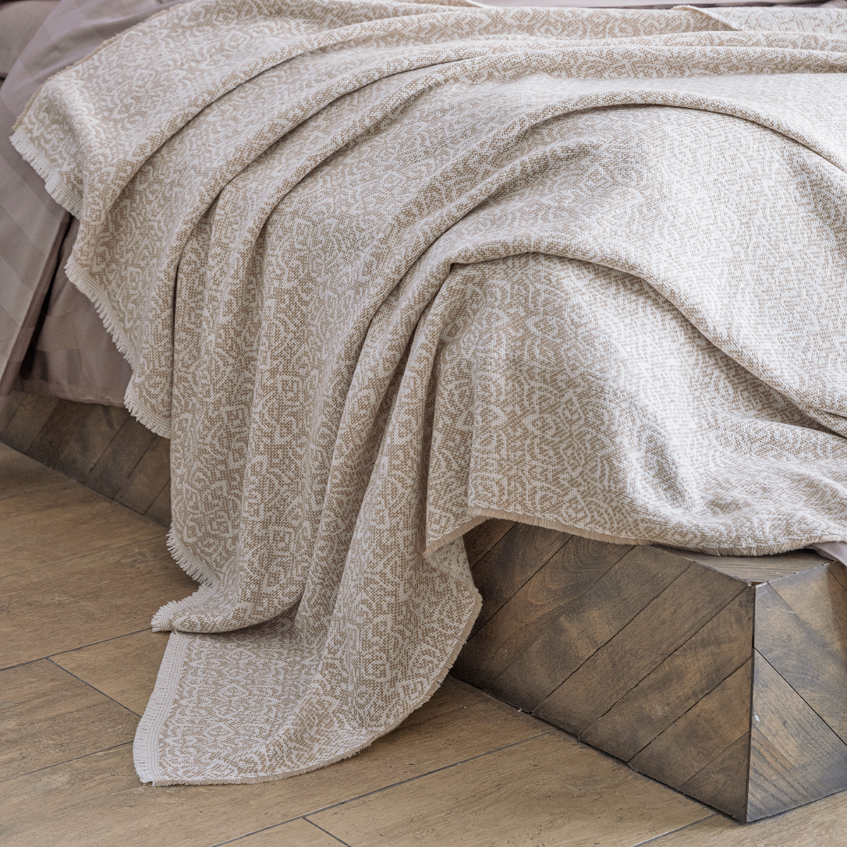 Изображение товара Пледы ХЮГГЕ ПЛЕД ЭКРЮ